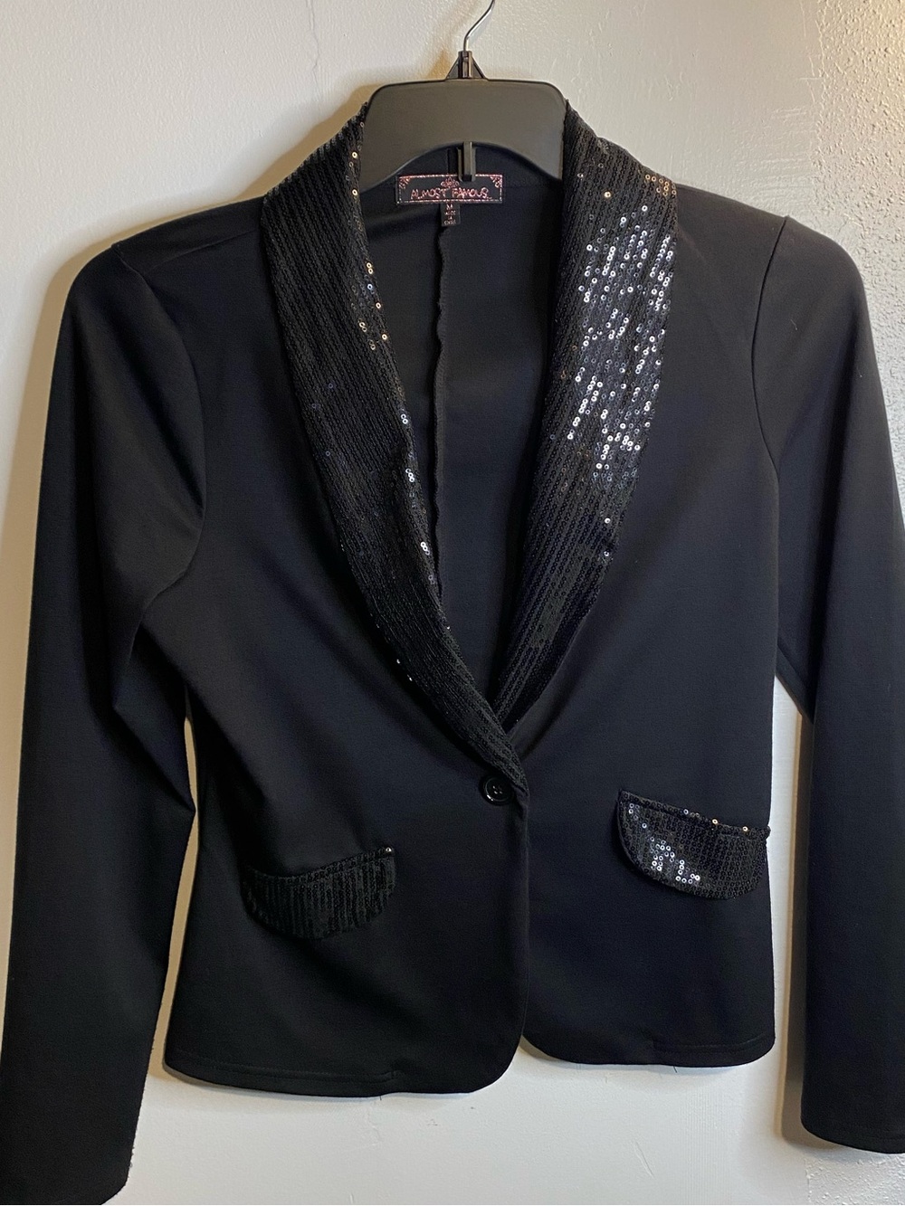 Almost Famous Black Sequin-Trim Blazer-M